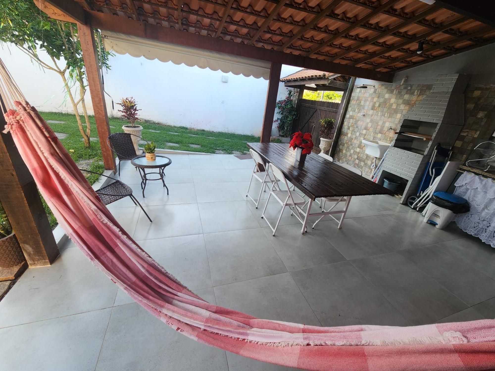Casa Da Dinda A 650m Da De Itauna *